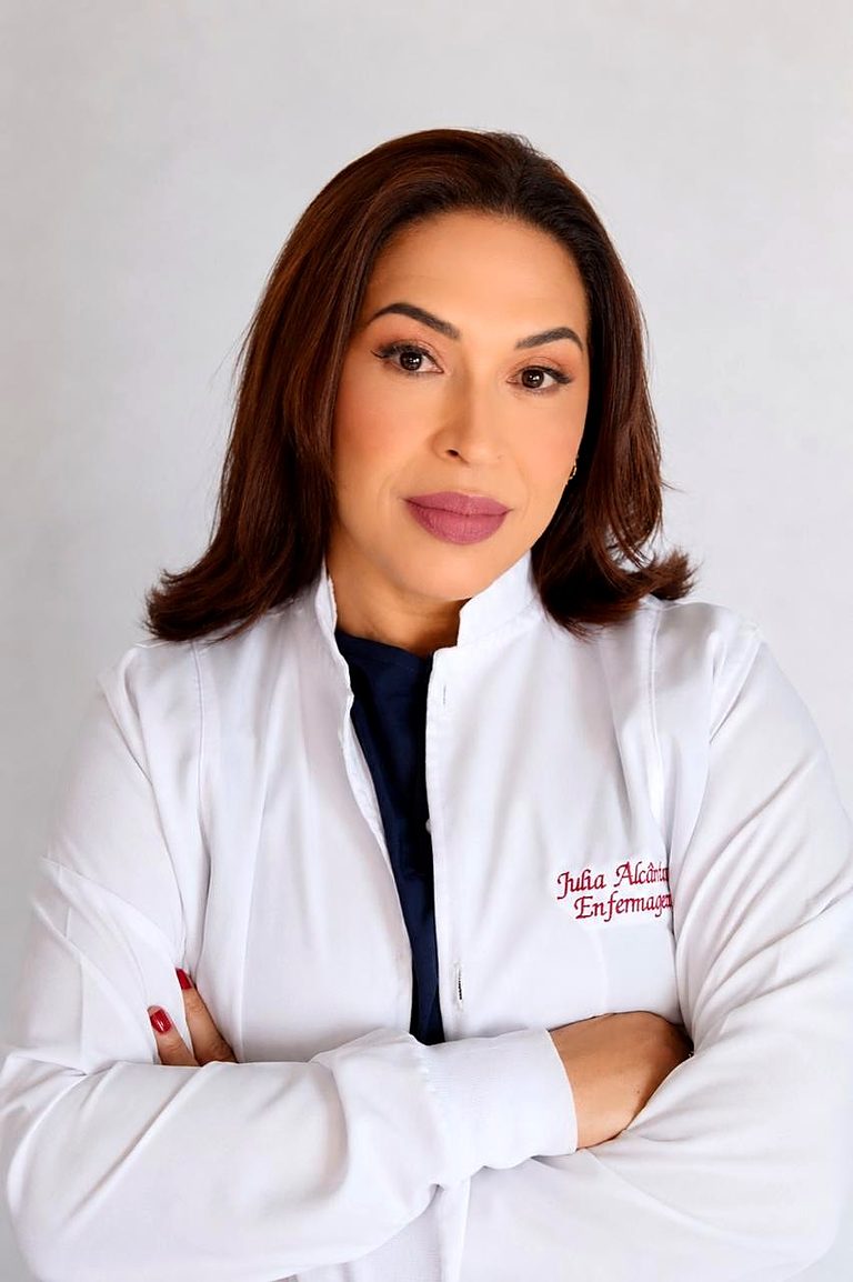 Julia Alcantara, enfermeira responsável técnica da NeuroExpert DF