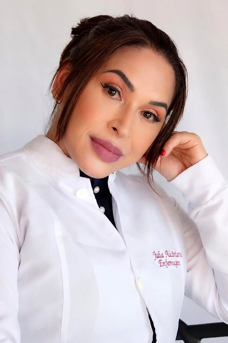 Retrato de Julia Alcantara, enfermeira responsável técnica da NeuroExpert DF
